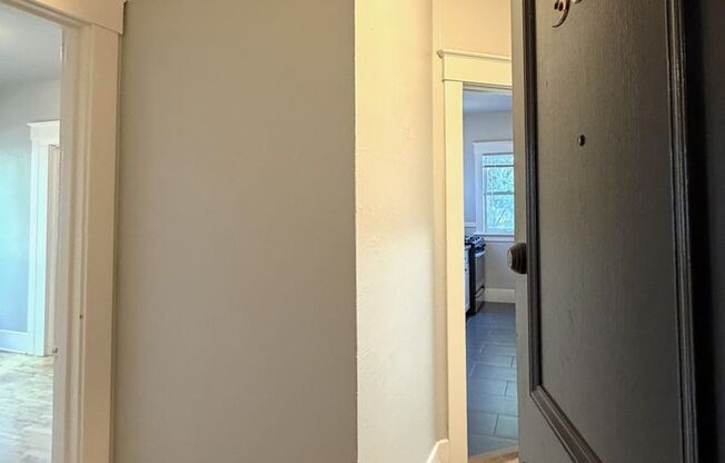 1 bed, 1 bath, 487 sqft, $1,325, Unit 307