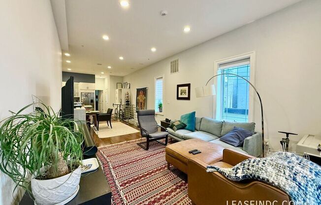 151 V ST NW
