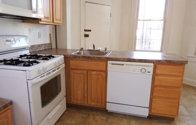 1 bed, 1 bath, $1,295, Unit 2