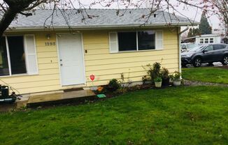 1293 Savage Rd NE / 3170 Ellis Ave NE