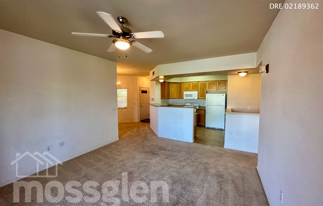 2 beds, 2 baths, $2,400, Unit #427