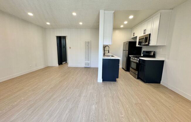 1 bed, 1 bath, 750 sqft, $2,699, Unit 8