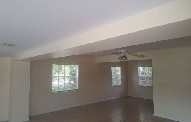 2 beds, 1 bath, $1,500