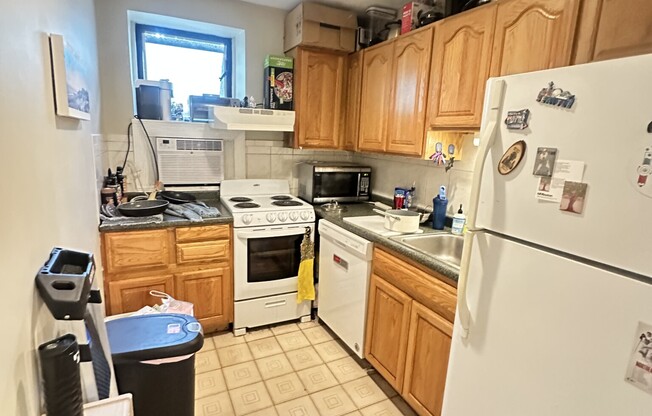 1131 Broadway Apt 2
