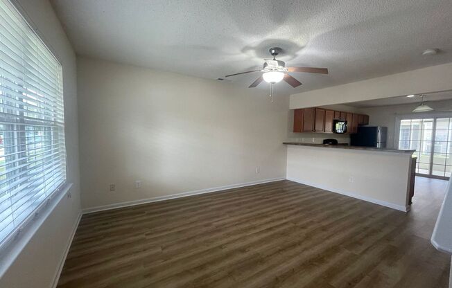 2 beds, 2.5 baths, $1,150