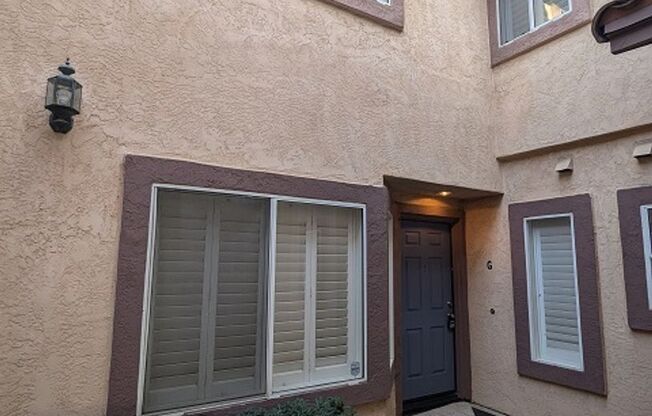 2Bed 2.5 Bathroom Two Story Townhome at the Tristan complex in Rancho San Diego