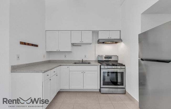 1 bed, 1 bath, 900 sqft, $3,500, Unit Unit A