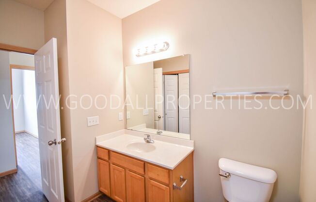 3 beds, 2 baths, $1,375