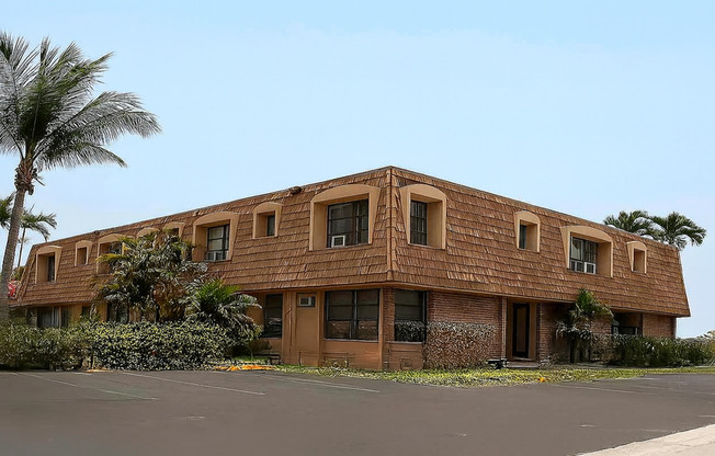Waterfront with Pool - Las Olas Isles - walk to Las Olas, Beach $995 Special Dep & $995 First month w/ approved credit!