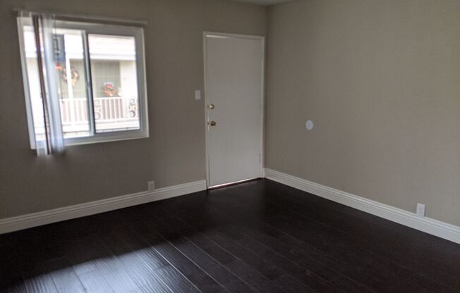 1 bed, 1 bath, $1,895, Unit 761 E. 46th St. #16