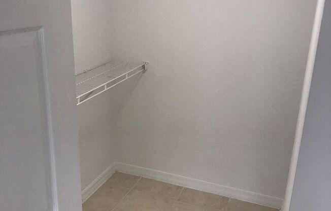 3 beds, 2 baths, 1,079 sqft, $2,900, Unit 13820-205