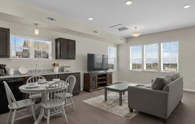 2 beds, 2 baths, 1,146 sqft, $1,995, Unit 2661-202