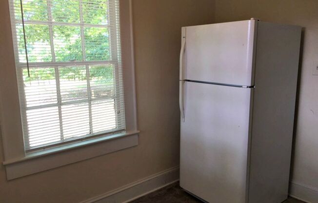 3 beds, 1 bath, $1,695