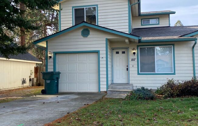 Available Now! 2 Bedroom 1.5 Bath with Attached Garage Located in Post Falls