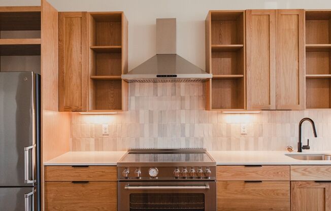 Saturday Zenith MT LLC