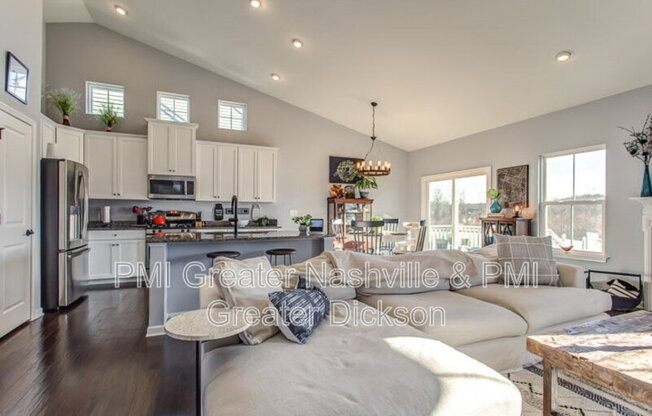 1664 BROCKTON LN