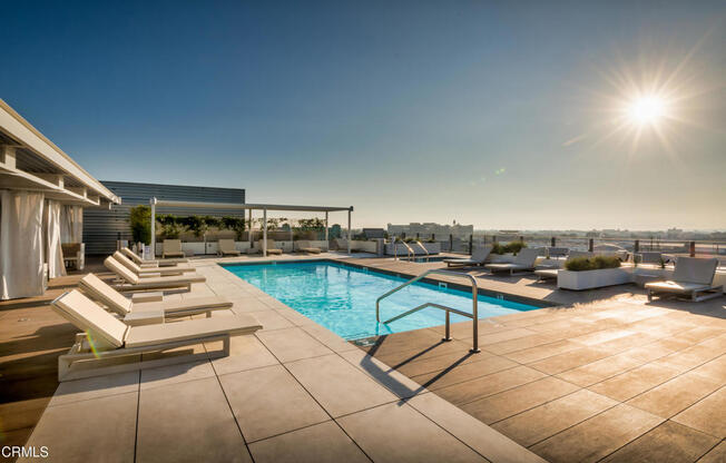 1 bed, 1 bath, 1,420 sqft, $4,300, Unit 532