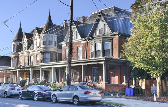 Beautiful Spacious Single Family on 2nd St