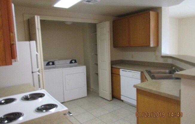 1 bed, 1 bath, 812 sqft, $1,230, Unit 602