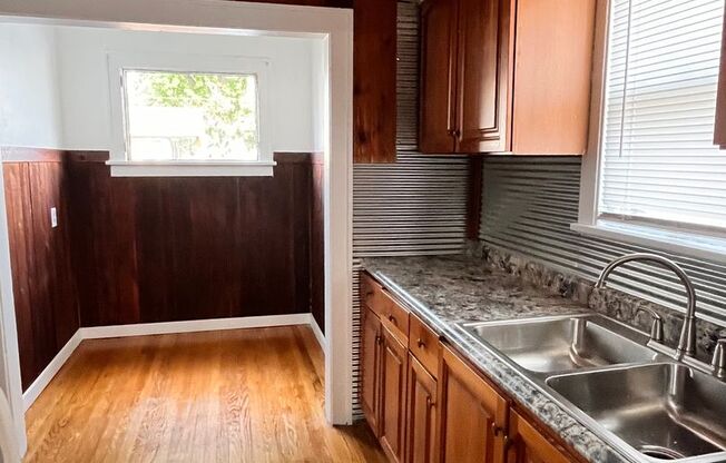 Wonderful 2 bedroom single family house!