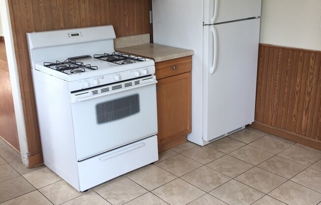 1387 Corbin Ave.