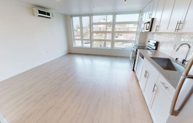 1 bed, 1 bath, 635 sqft, $2,495, Unit 302