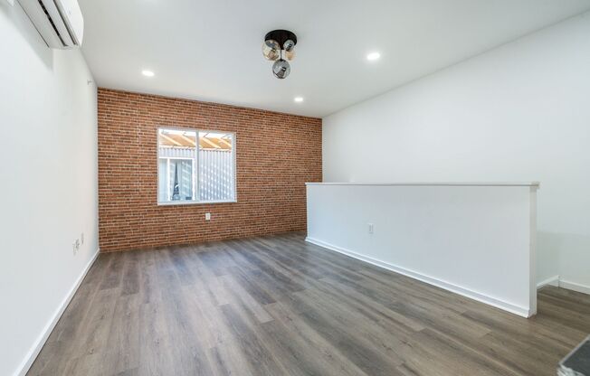 1 bed, 1 bath, 457 sqft, $1,325, Unit 37