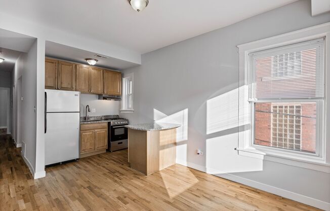 2 beds, 1 bath, 500 sqft, $1,750, Unit 7456-3C