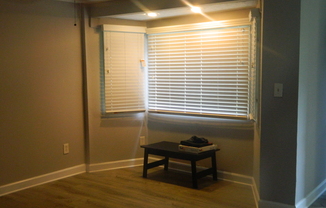 1BR/1BA home close to shopping and Fort Benning