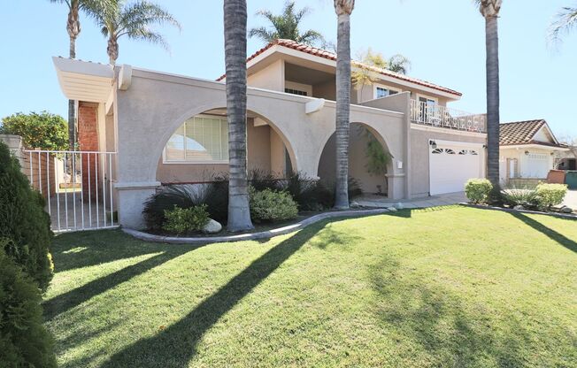 Live in Style in the Heart of Camarillo!