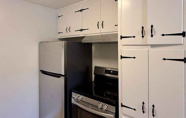 Updated 1 Bedroom 1 Bath Upstairs Apartment in West San Jose