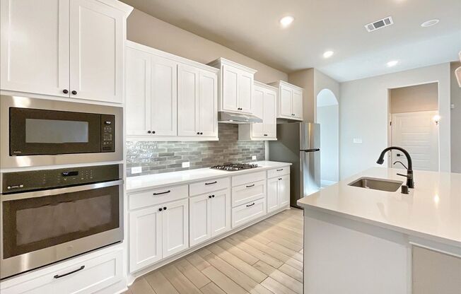 Move-In Ready! 4-bed 3-bath in McKinney's highly desirable Willow Woods Subdivision