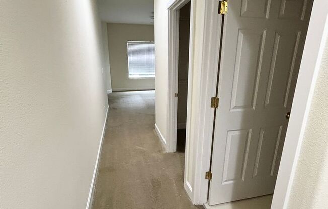 Elegant 3 Bed + Loft + Bonus End Unit in Rosewood Commons – 3-Car Garage, A/C, Prime Location