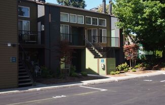 1 bed, 1 bath, 744 sqft, $1,895, Unit 102