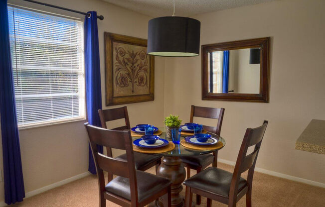 Elegant Dining Room at Auburn Glen Apartments, Jacksonville