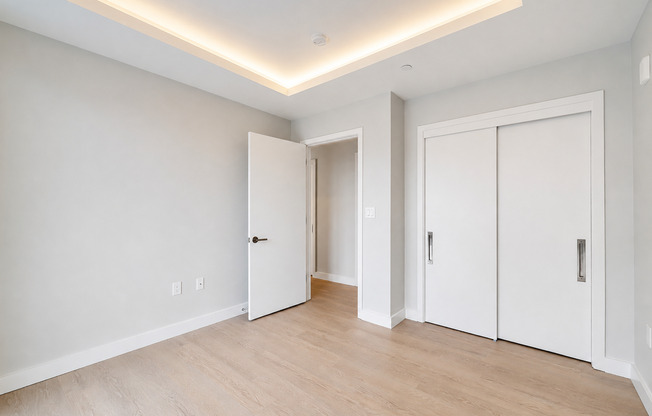 3 beds, 2 baths, 1,487 sqft, $6,995, Unit PH901
