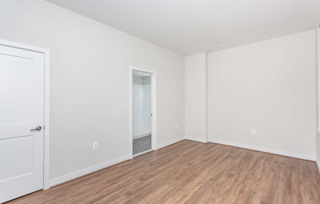1 bed, 1 bath, 550 sqft, $1,410, Unit Unit 303 (Front)