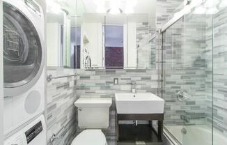 214 E 25th St EW