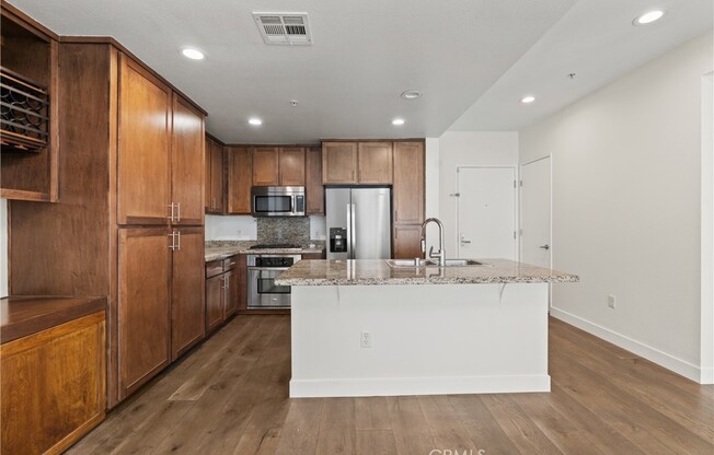 2 beds, 2 baths, 1,050 sqft, $3,500, Unit 351
