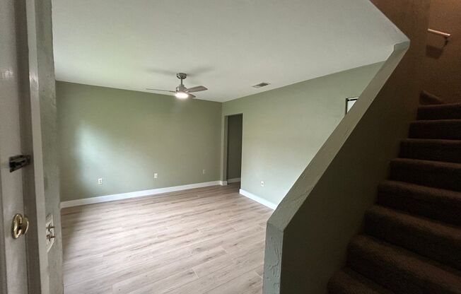 2 beds, 1 bath, $1,400