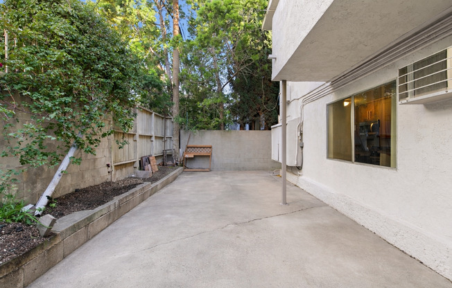 1812 Westholme Avenue