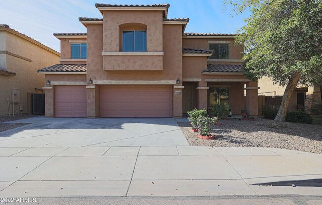 Large Fully remodeled 5 bedroom, 3-bathroom, 3 Car Garage Cul-de-Sac Laveen home