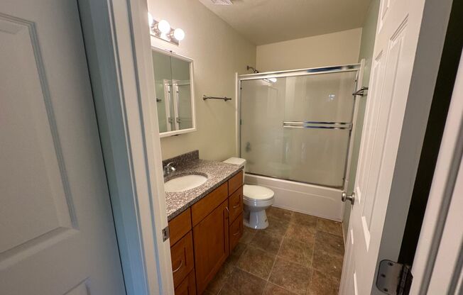 1 bed, 1 bath, 590 sqft, $1,250, Unit 202