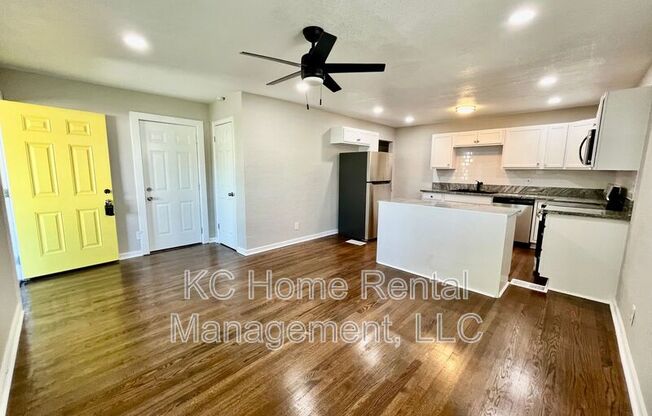 4514 MONROE AVE