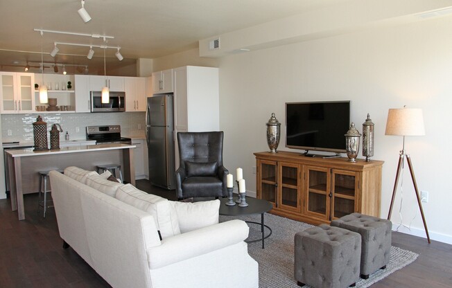 1 bed, 1 bath, 764 sqft, $1,895, Unit 310