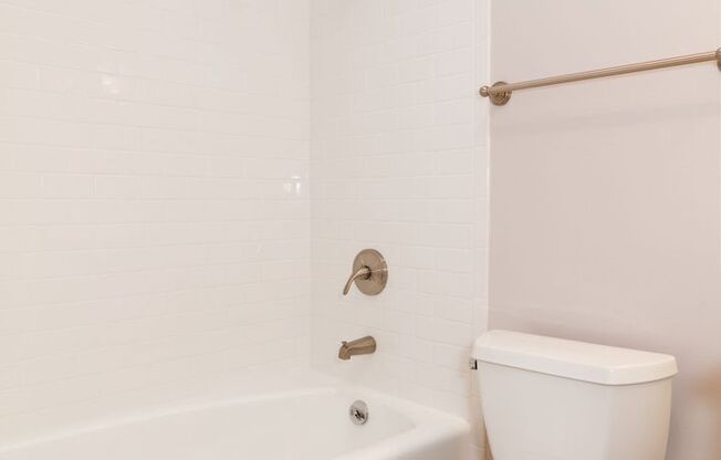 Studio, 1 bath, 500 sqft, $1,650, Unit 115