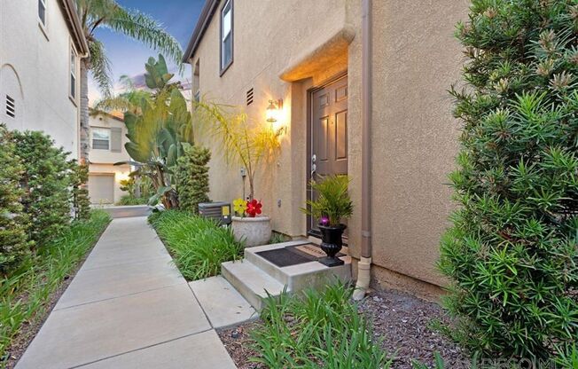 MOVE-IN SPECIAL $500 OFF! Otay Ranch - Gorgeous 2 Bed/2 Bath Condo with Garage