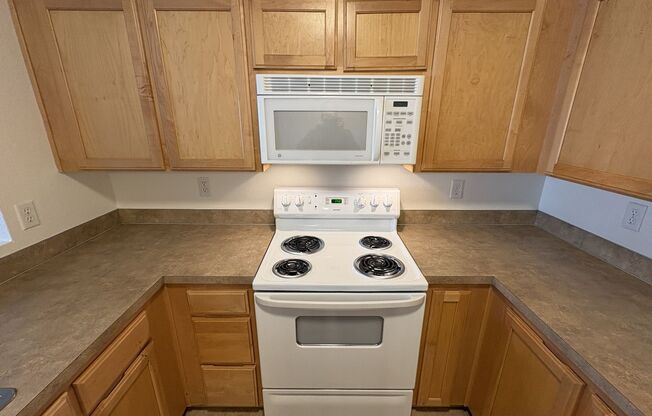 2 beds, 2 baths, 1,018 sqft, $1,450, Unit 354-3014