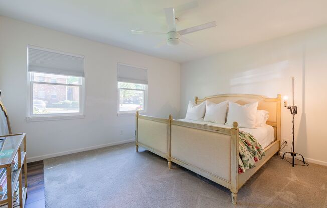 2 beds, 1 bath, $2,275, Unit # 7A