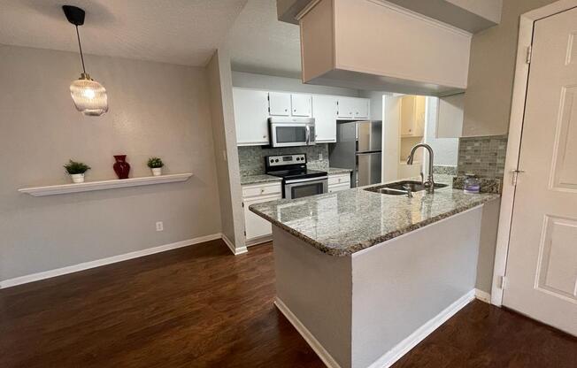 4401 Thornbriar Ln Unit R 208